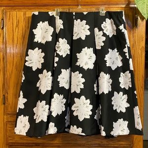 🎉 NWT Lane Bryant Pleat MIDI Skirt 🎉